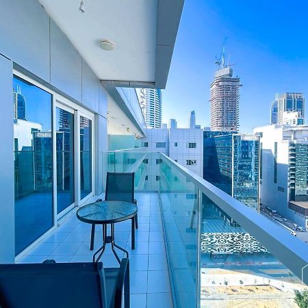 Luxury Stay At Damac Majestine With Balcony & Views Dubai Eksteriør bilde