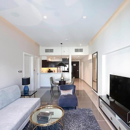 Luxury Stay At Damac Majestine With Balcony & Views Dubai Eksteriør bilde