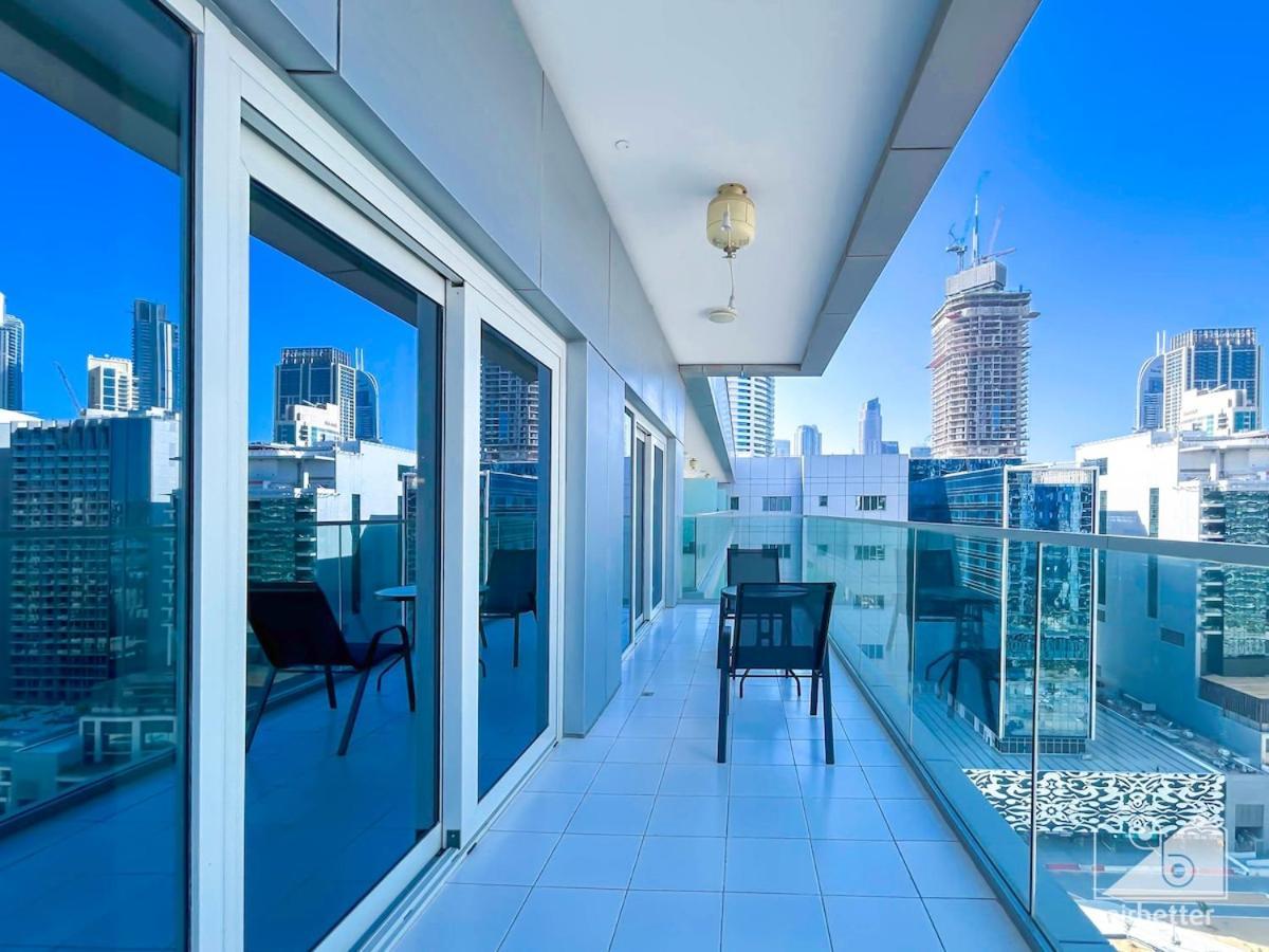 Luxury Stay At Damac Majestine With Balcony & Views Dubai Eksteriør bilde