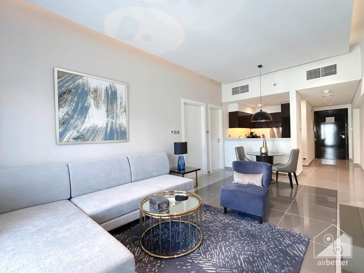 Luxury Stay At Damac Majestine With Balcony & Views Dubai Eksteriør bilde