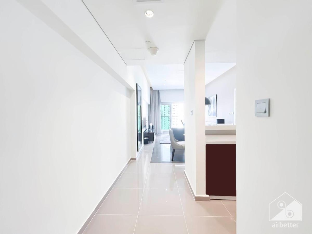 Luxury Stay At Damac Majestine With Balcony & Views Dubai Eksteriør bilde